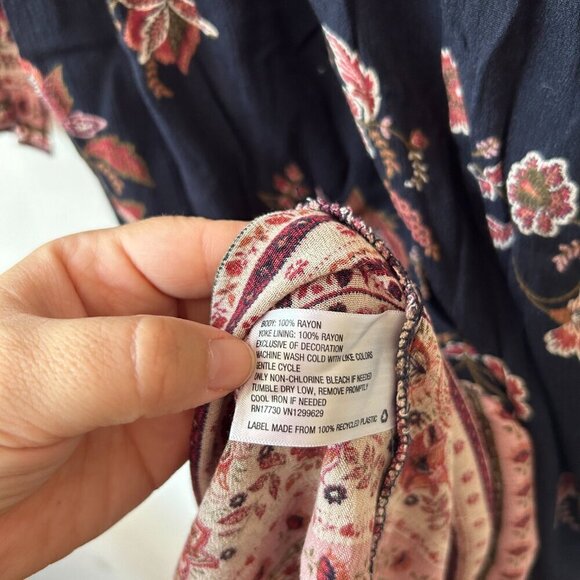 Knox Rose Shift Dress Womens Small Black Floral Boho V-neck Knee Length - Picture 5 of 6